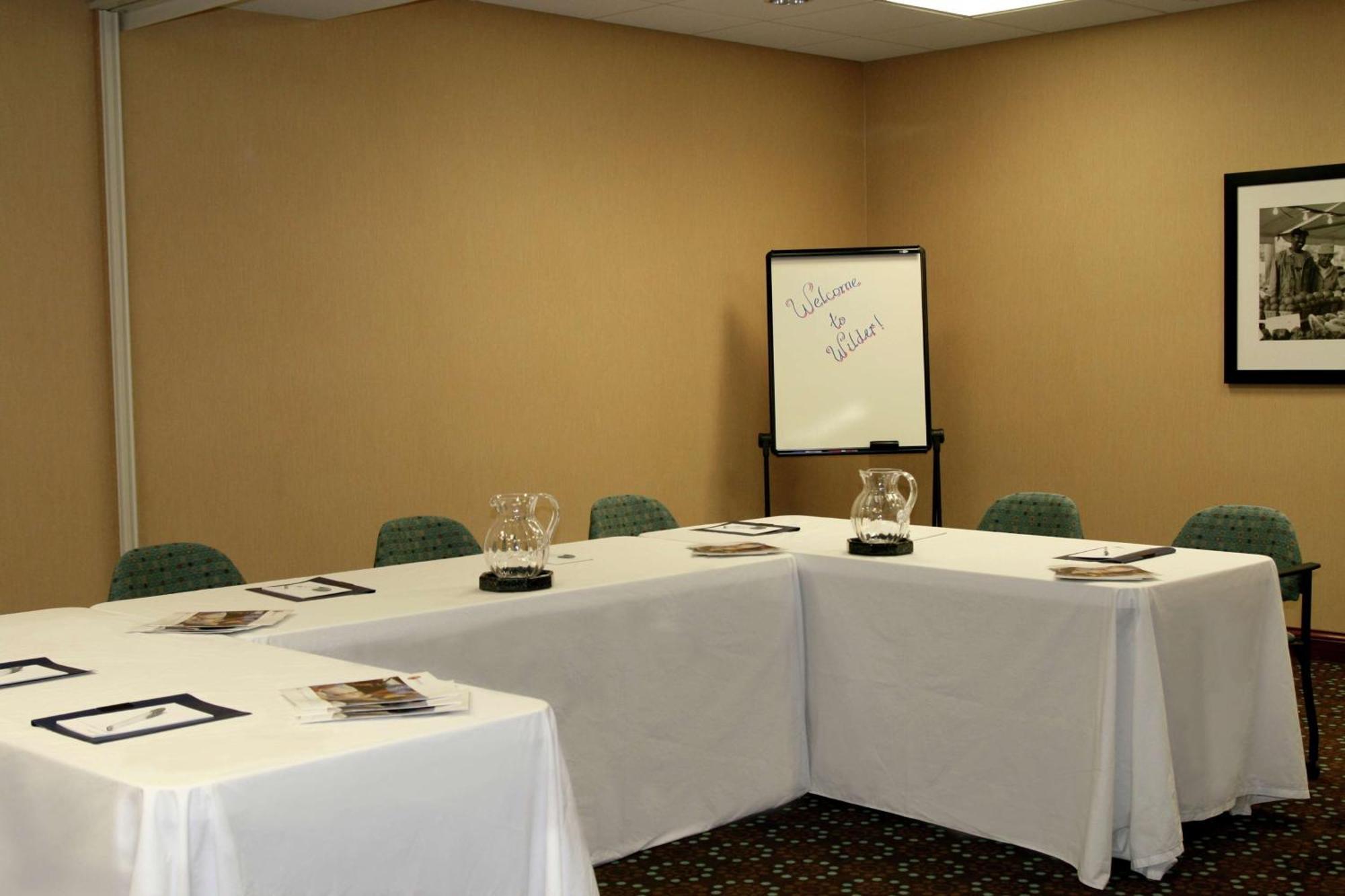 Hampton Inn & Suites Wilder Εξωτερικό φωτογραφία